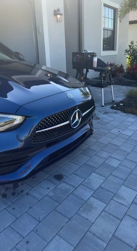 Mercedes-Benz Detail